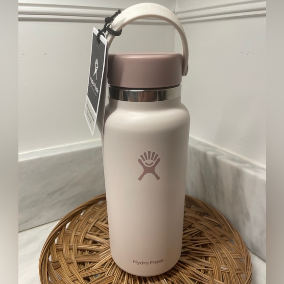 Hydro Flask Other - Hydroflask Whole Foods Exclusive Juneberry 32oz